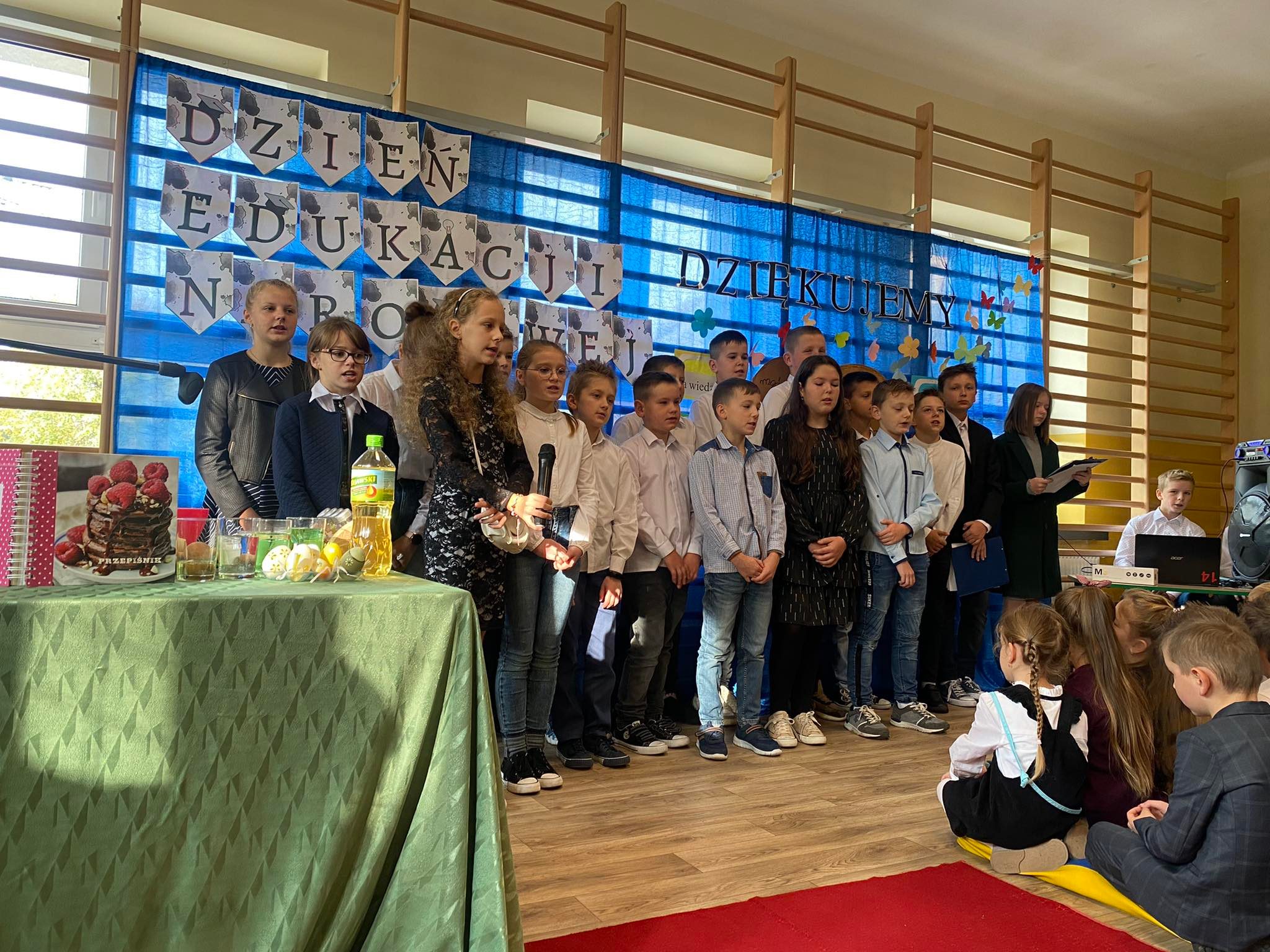 Dzień Edukacji Narodowej akademia Dzień Edukacji Narodowej akademia